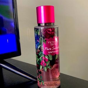 Good smelling perfume from Victoria secrets